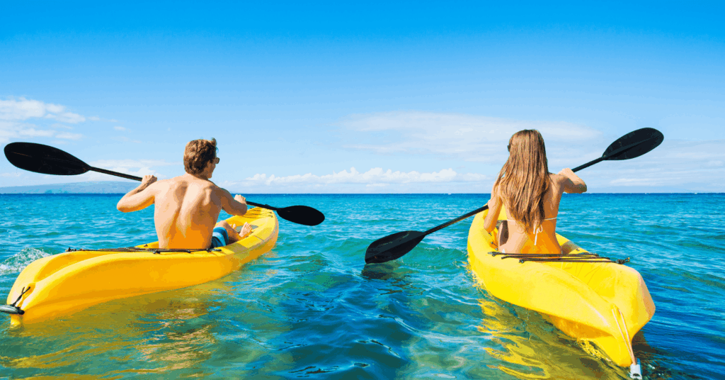 Descubre calas de Ibiza en kayak