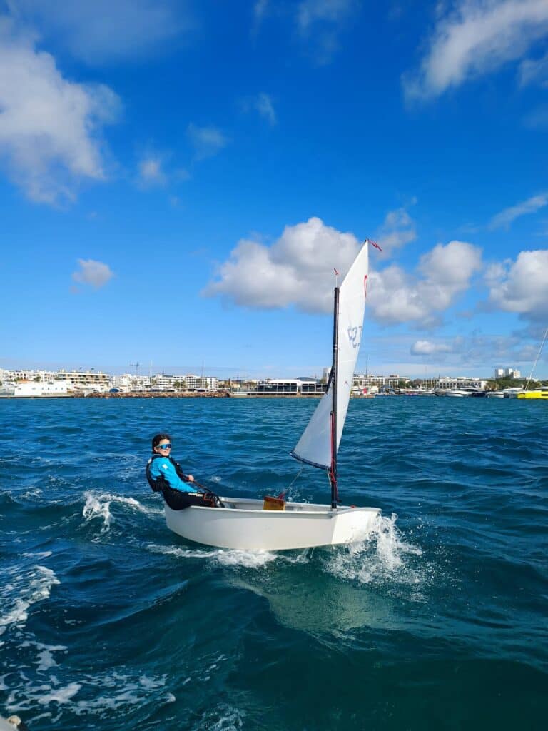 Aina Jiménez - regatista Club Náutico Santa Eulalia